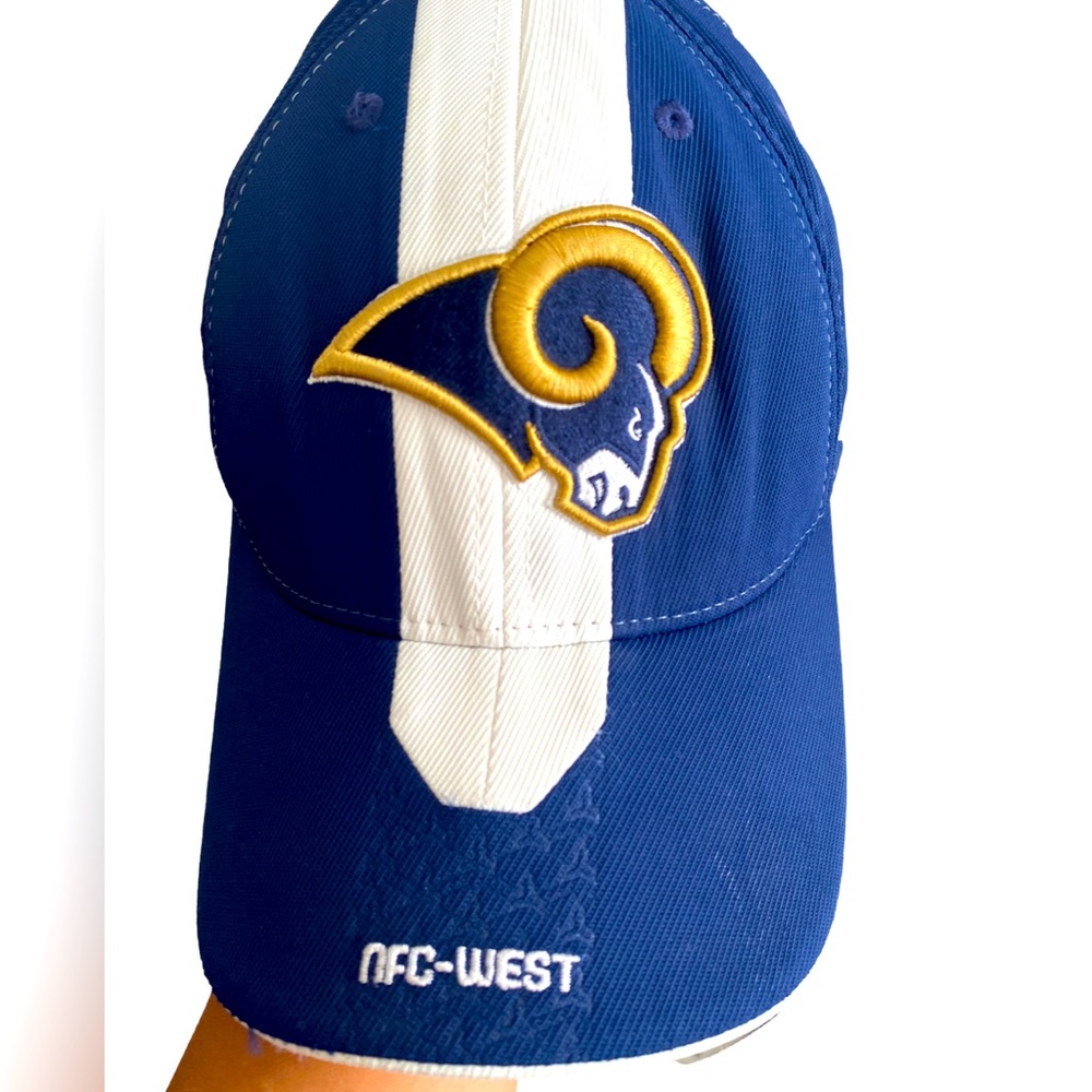 RBX Los Angeles Rams NFL Hat. One size Fits all. Pre owned. In good condition